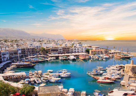 Praleisk vasarą saulėtame Kipre!